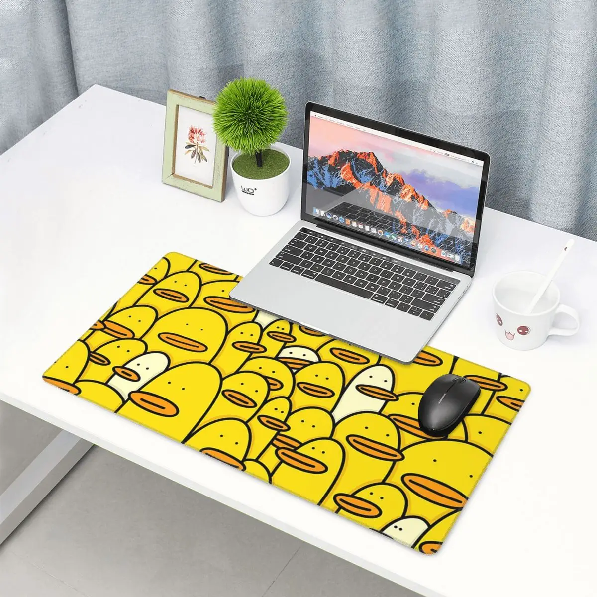 Large Mouse Pad Cartoon Yellow - مراجعة Yellow Laptop Accessories وسعره